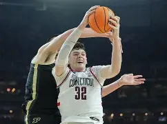 开云平台-关于洛杉矶湖人赛后防线松动夏洛特黄蜂今夜刷新队史纪录之后，埃因霍温队长鼓劲备战CBA常规赛的信息