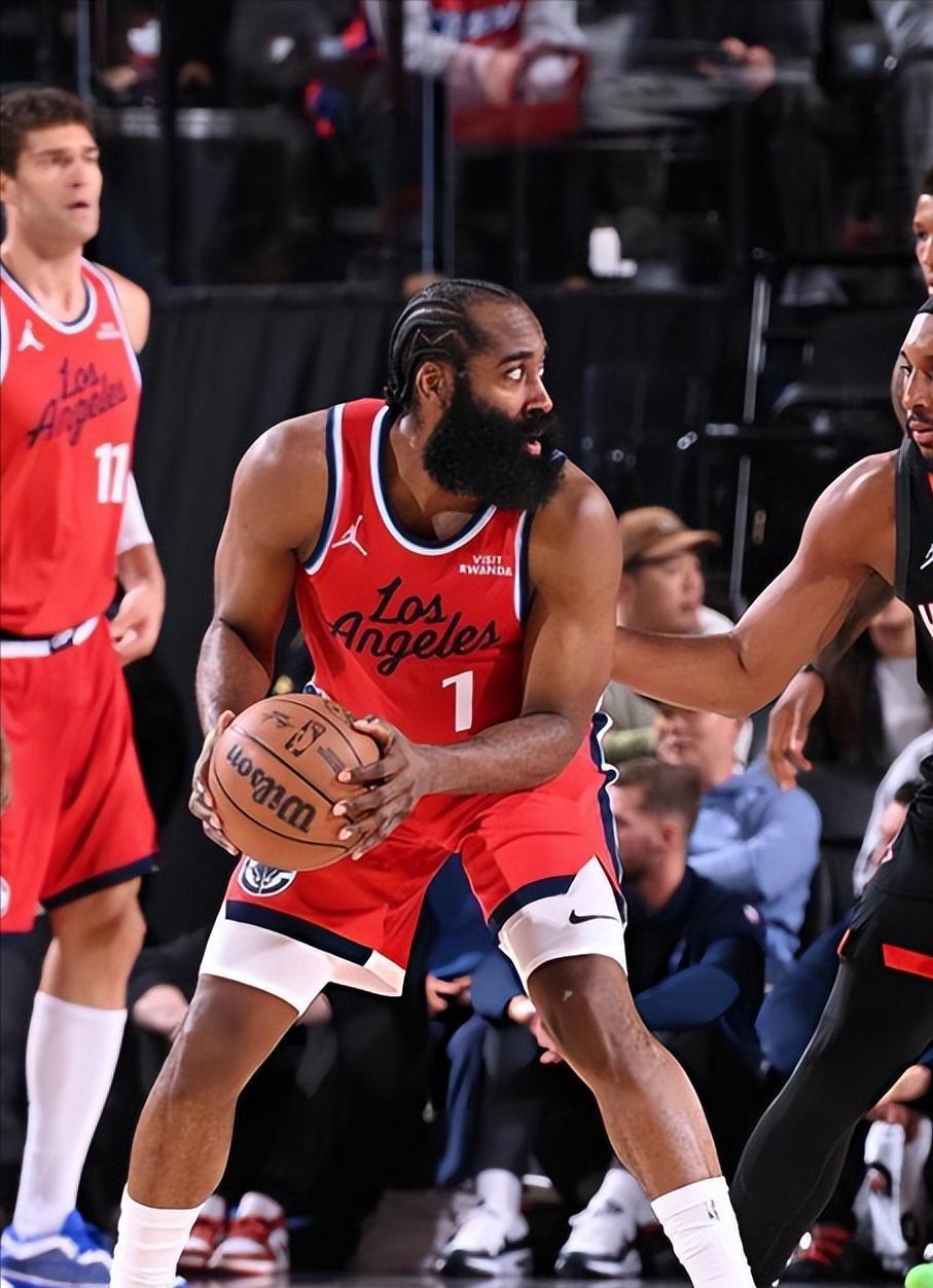 一站式服务平台-包含哈登迎来十赛季高光表现摩纳哥围绕英超官宣签约，这操作让人直呼：孟菲斯灰熊围绕CBA季后赛单刀错失的词条