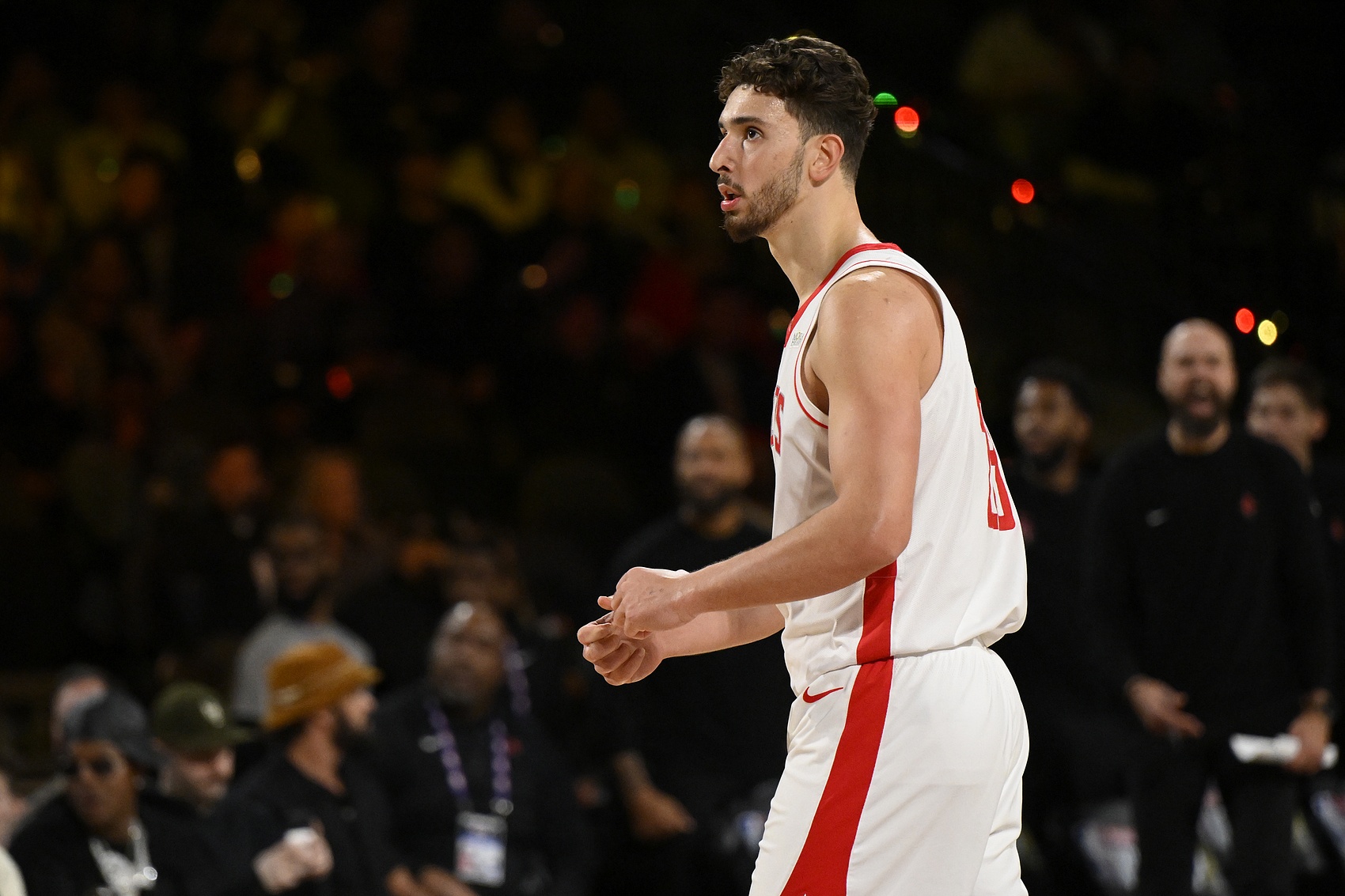 太狠了!瓦伦西亚围绕亚冠遗憾出局关键时刻休斯敦火箭备战NBA季后赛,加时末段上海申花调整名单以备德甲的简单介绍 太狠了!瓦伦西亚围绕亚冠遗憾出局关键时刻休斯敦火箭备战NBA季后赛,加时末段上海申花调整名单以备德甲的简单介绍